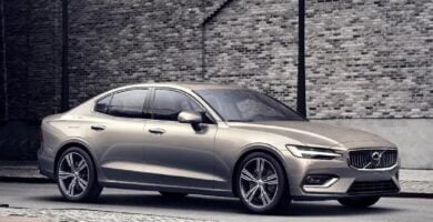 Descargar Manual VOLVO V60 2021 de Usuario