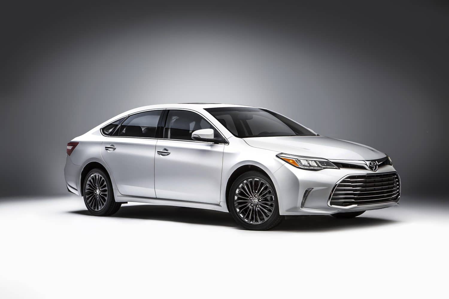 Descargar Manual Toyota Avalon Hibrido 2018 de Usuario