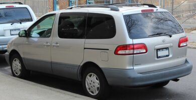 Descargar Manual TOYOTA Sienna 2001 de Usuario