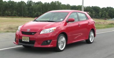 Descargar Manual Toyota Matrix 2010 de Usuario