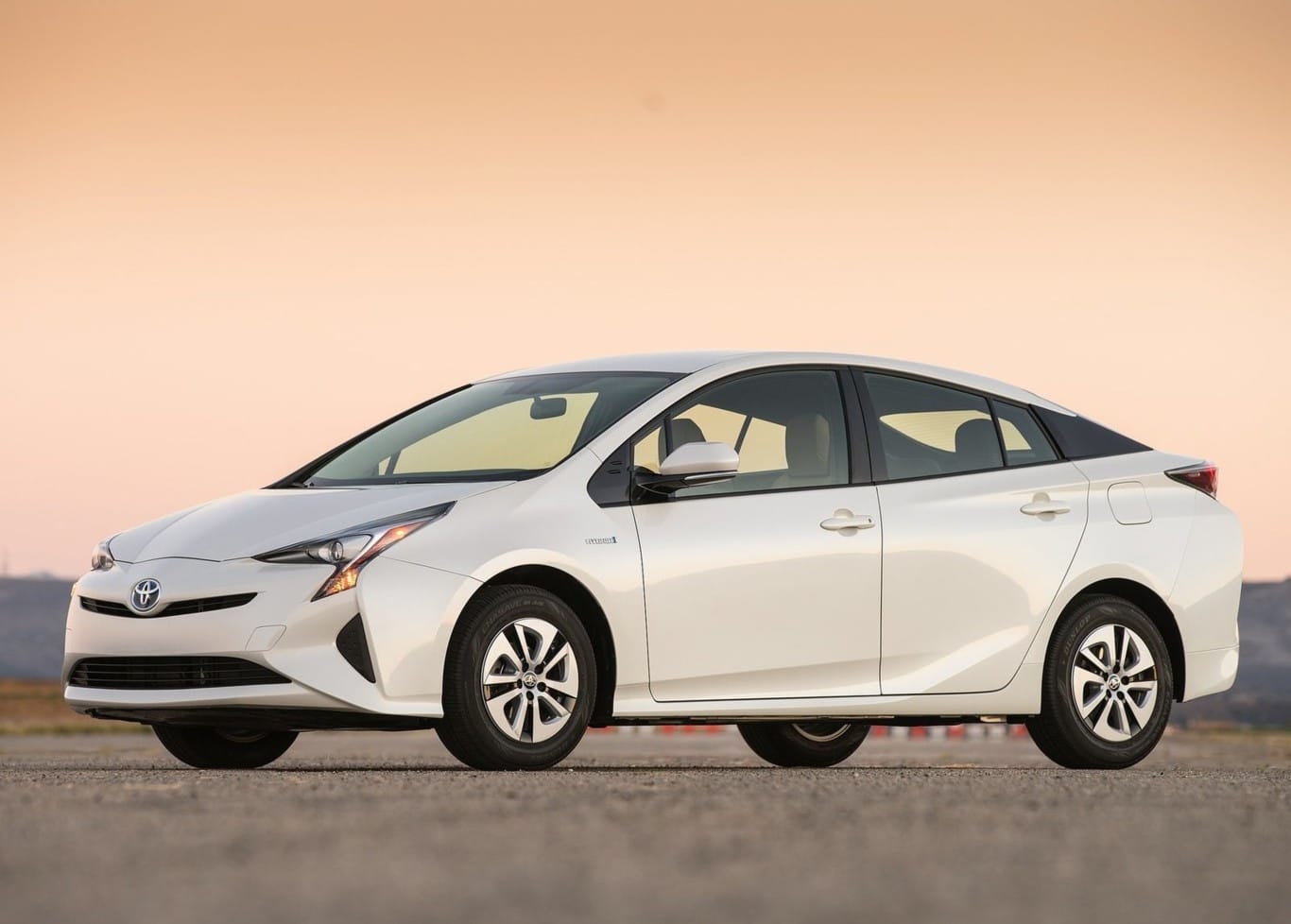 Descargar Manual Toyota Prius 2016 de Usuario