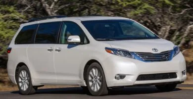 Descargar Manual Toyota Sienna 2015 de Usuario