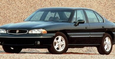 Descargar Manual PONTIAC BONNEVILLE 1996 de Usuario