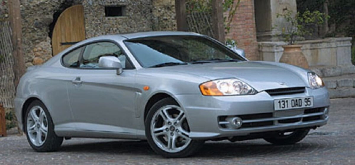 Descargar Manual HYUNDAI TIBURON 2003 de Usuario