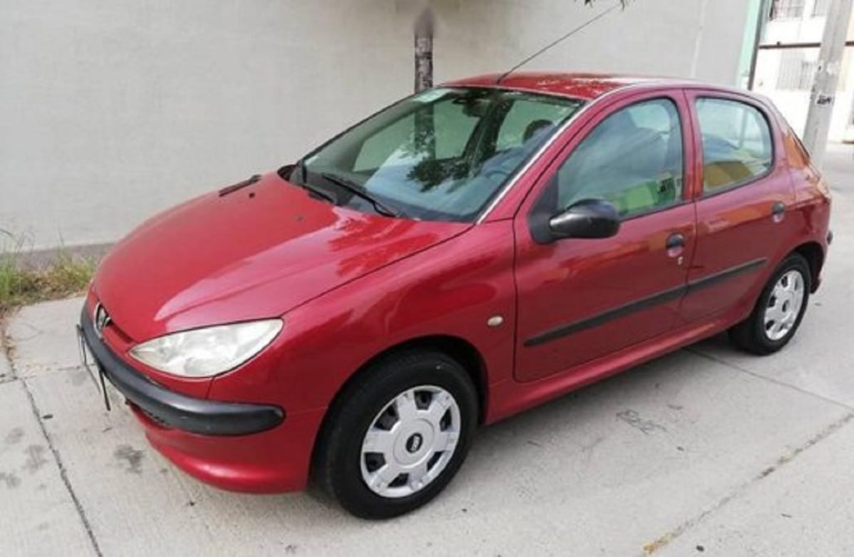 Descargar Manual PEUGEOT 206 2004 de usuario PDF gratis