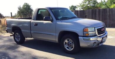 Descargar Manual GMC SIERRA 1500 2004 de Usuario Gratis