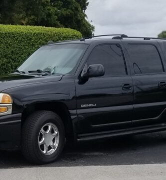 Descargar Manual GMC YUKON DENALI 2004 de Usuario Gratis