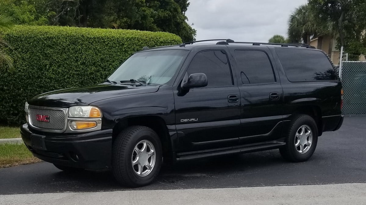 Descargar Manual GMC YUKON DENALI 2004 de Usuario Gratis