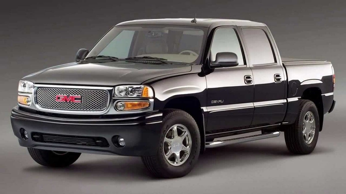 Descargar Manual GMC SIERRA DENALI 2005 de Usuario Gratis