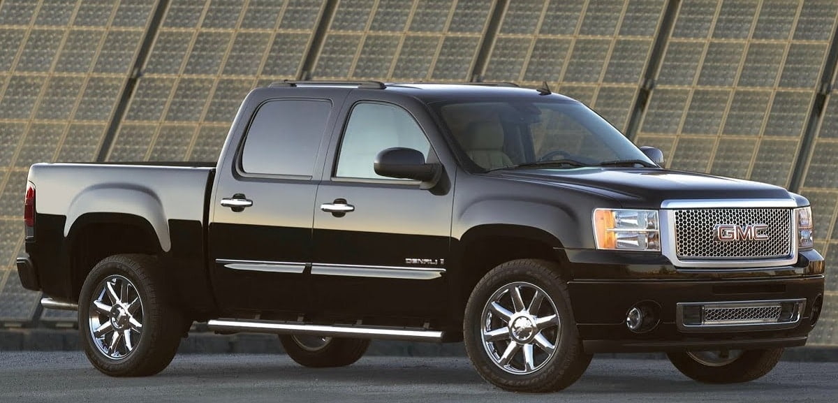 Descargar Manual GMC SIERRA DENALI 2007 de Usuario Gratis