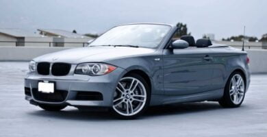 Descargar Manual BMW 135i CONVERTIBLE 2009 de Usuario