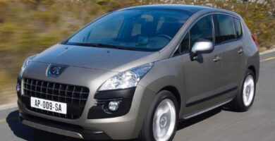 Descargar Manual PEUGEOT 3008 2009 de usuario PDF gratis