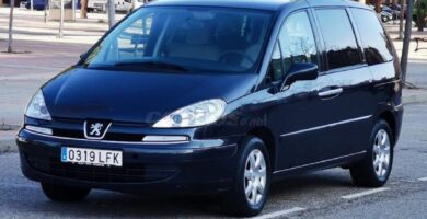 Descargar Manual PEUGEOT 807 2009 de usuario PDF gratis