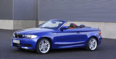 Descargar Manual BMW 135i CONVERTIBLE 2010 de Usuario