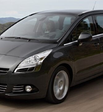 Descargar Manual PEUGEOT 5008 2010 de usuario PDF gratis