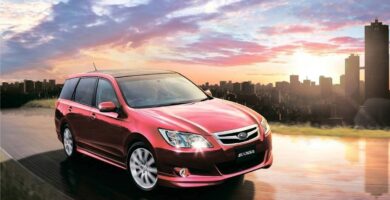 Descargar Manual SUBARU EXIGA 2010 de Usuario PDF Gratis