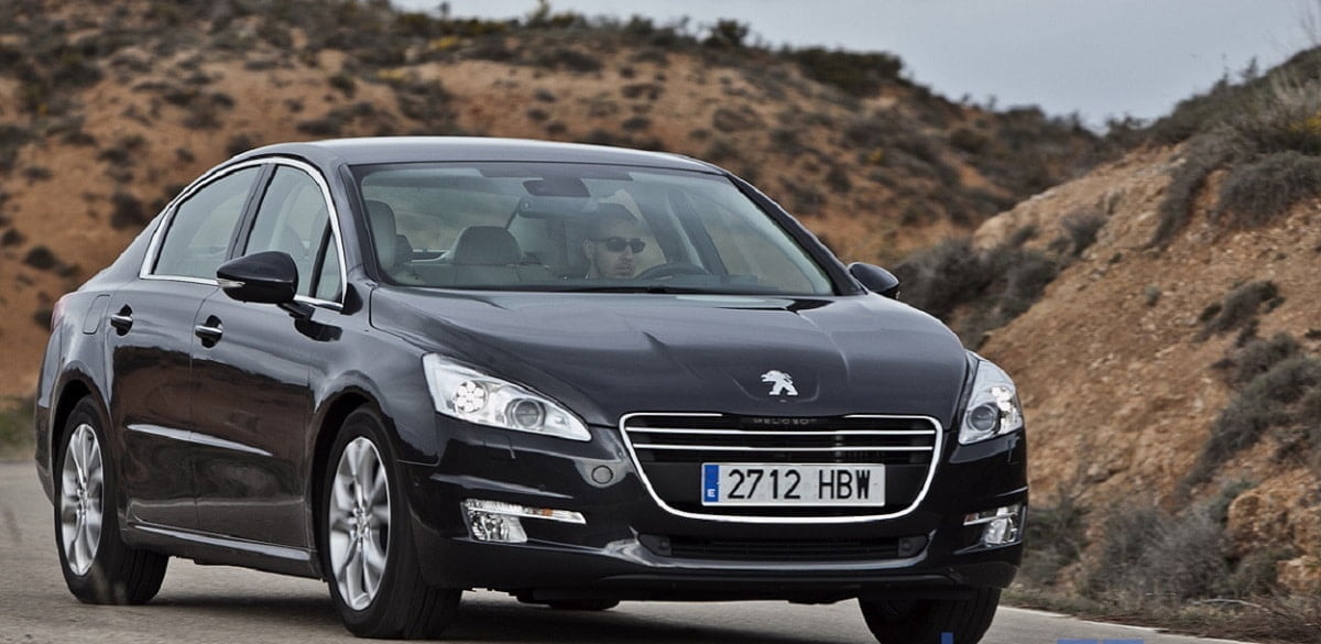 Descargar Manual PEUGEOT 508 HYBRID 2011 de usuario PDF gratis