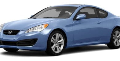 Descargar Manual HYUNDAI GENESIS COUPE 2011 de Usuario