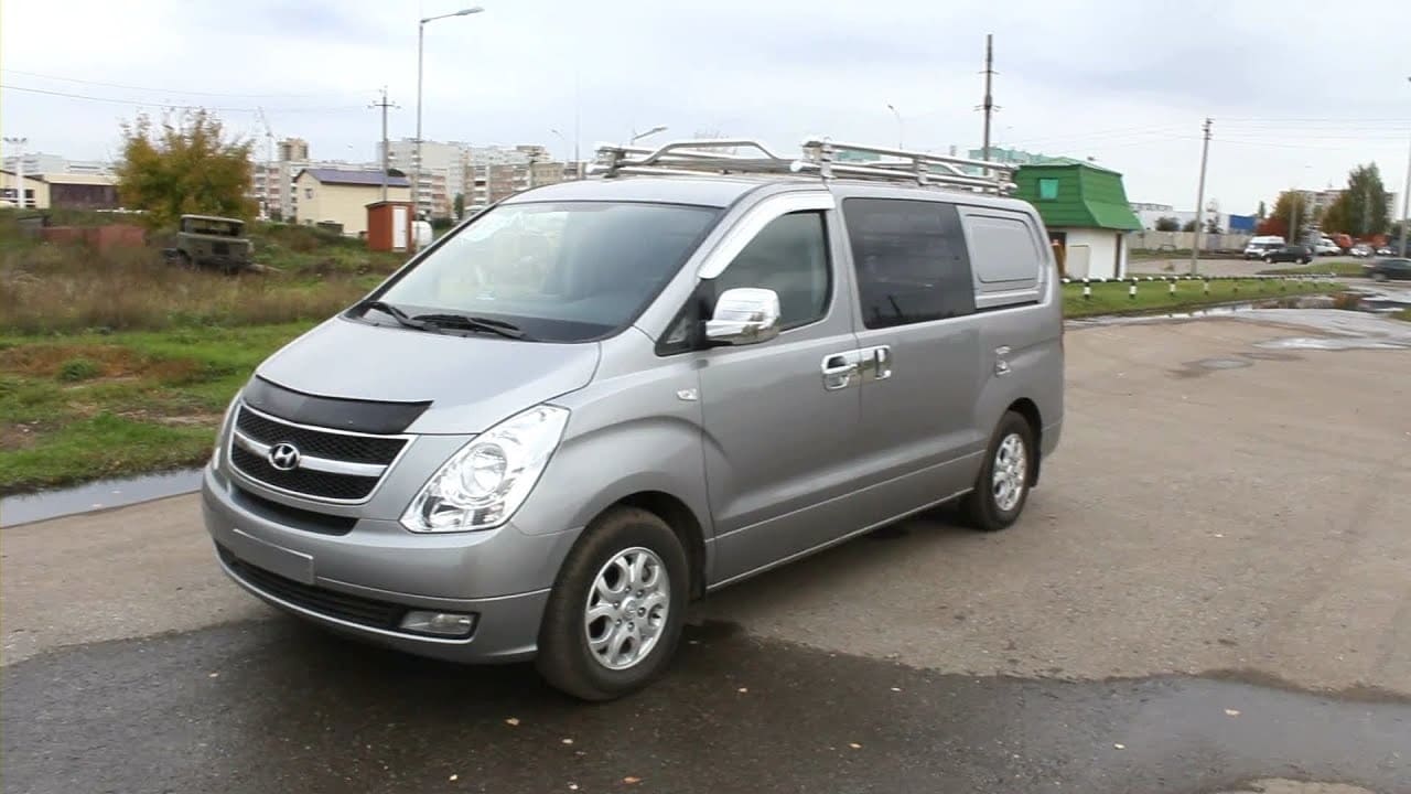 Descargar Manual HYUNDAI GRAND STAREX 2011 de Usuario