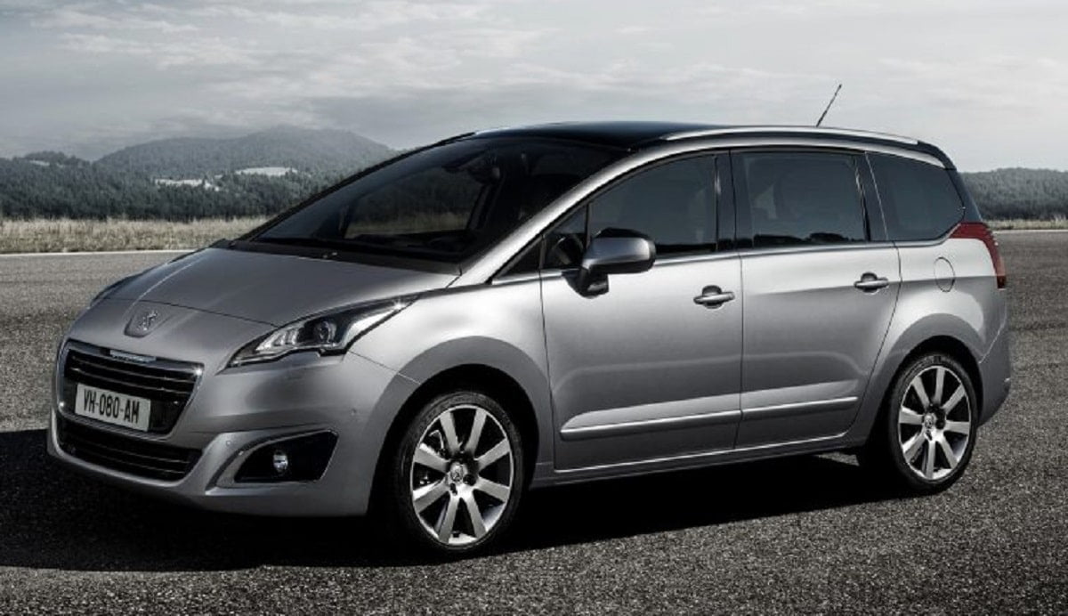 Descargar Manual PEUGEOT 5008 2012 de usuario PDF gratis