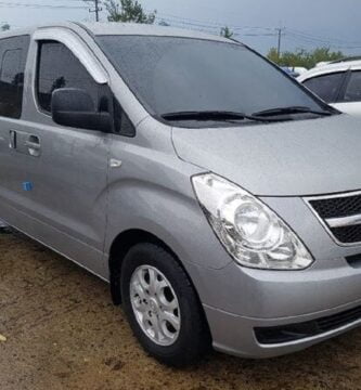 Descargar Manual HYUNDAI GRAND STAREX 2012 de Usuario