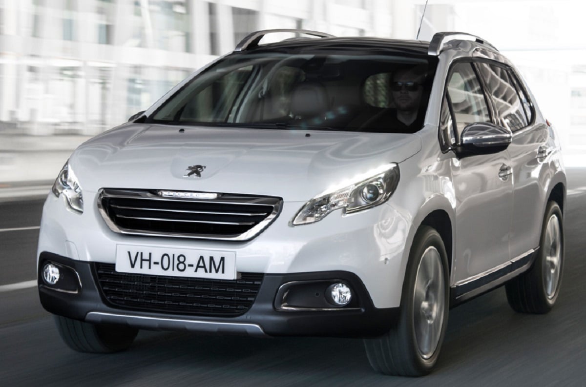 Descargar Manual PEUGEOT 2008 2013 de usuario PDF gratis