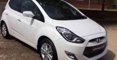 Descargar Manual HYUNDAI IX20 2013 de Usuario