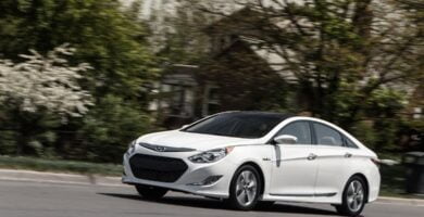 Descargar Manual HYUNDAI SONATA HYBRID 2013 de Usuario