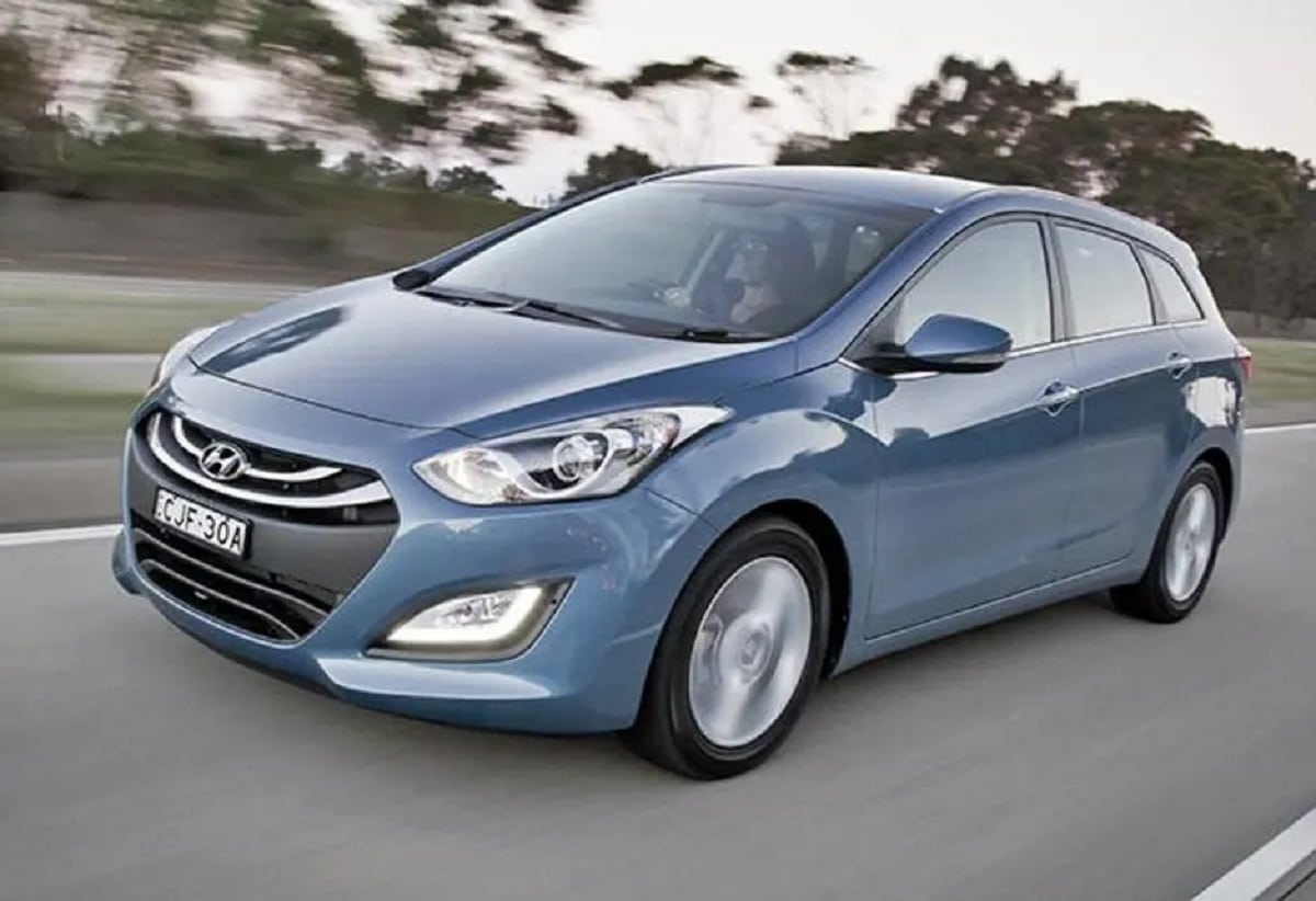 Descargar Manual HYUNDAI I-30 2014 de Usuario