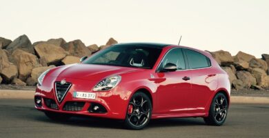 Descargar Manual ALFA ROMEO GIULIETTA 2015 de Usuario