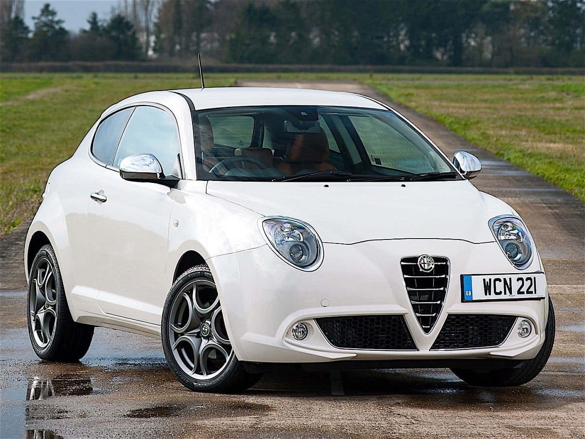 Descargar Manual ALFA ROMEO MITO 2015 de Usuario