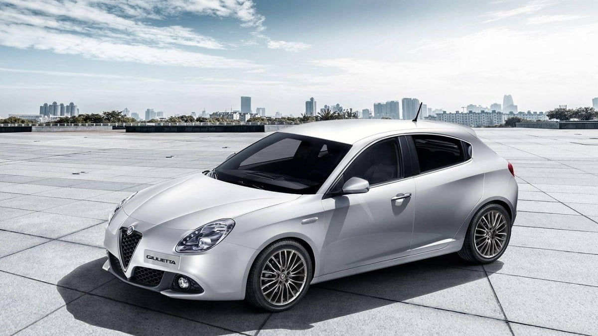 Descargar Manual ALFA ROMEO GIULIETTA 2018 de Usuario