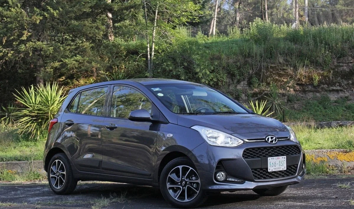 Manual HYUNDAI I-10 2018 de Usuario