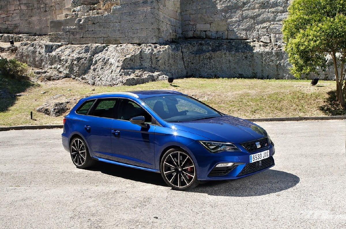 Descargar Manual SEAT LEON ST 2016 de Usuario PDF Gratis