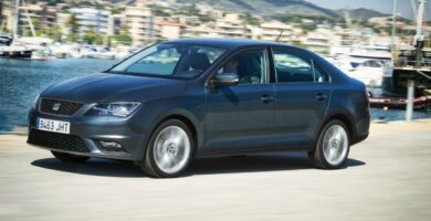 Descargar Manual SEAT TOLEDO 2015 de Usuario PDF Gratis