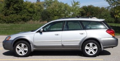 Descargar Manual SUBARU OUTBACK 2005 de Usuario PDF Gratis