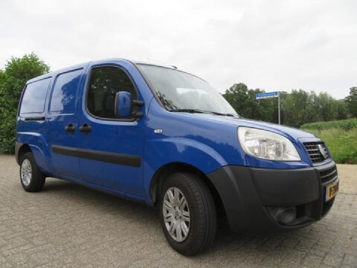 Descargar Manual FIAT DOBLO 2007 PDF GRATIS 🏅 de Usuario