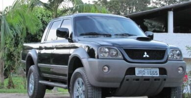 Descargar Manual MITSUBISHI L200 OUTDOOR 2008 de Usuario PDF Gratis