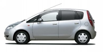 Descargar Manual MITSUBISHI COLT 2009 de Usuario PDF Gratis