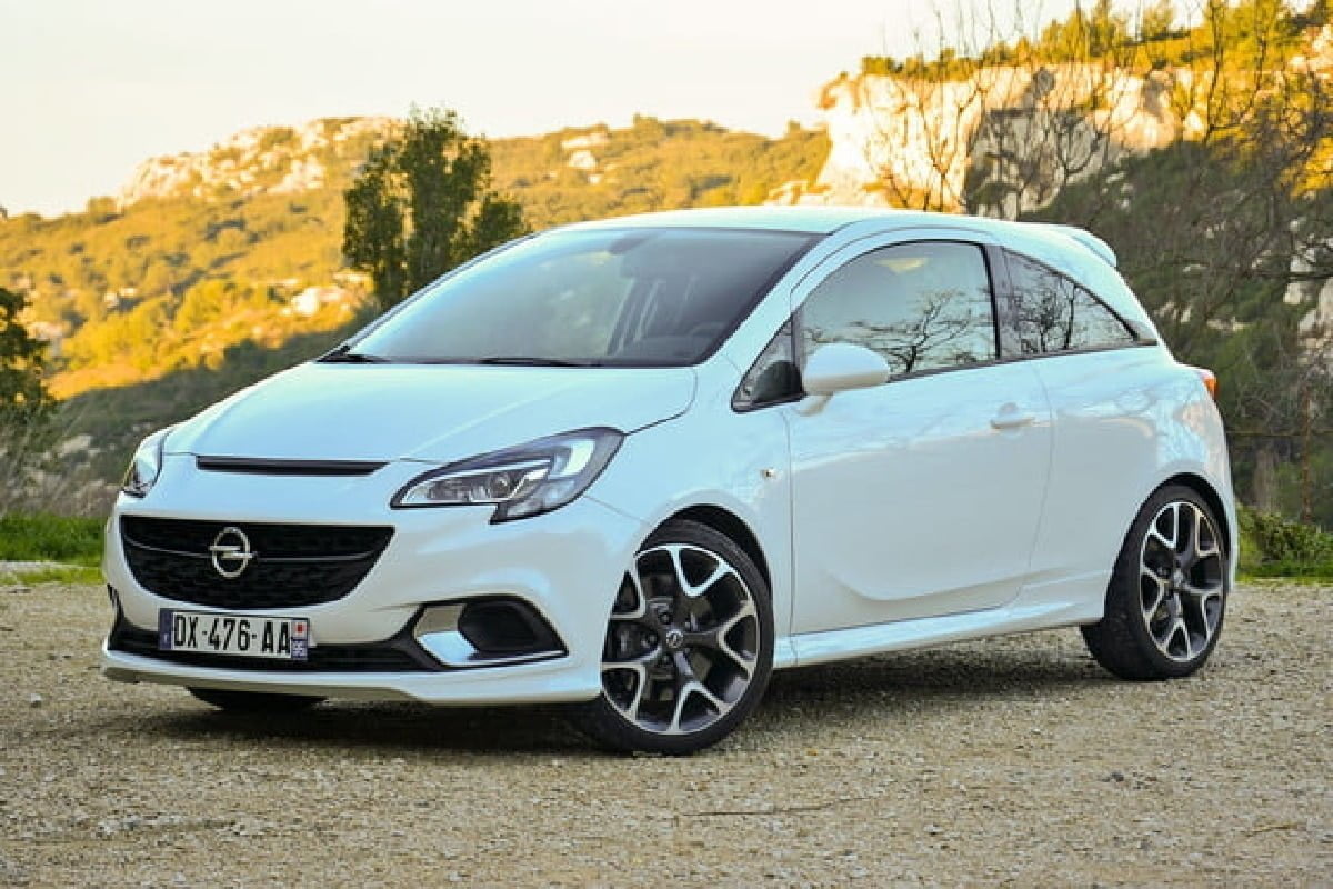 Descargar Manual OPEL CORSA D 2009 de Usuario PDF Gratis