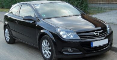 Descargar Manual OPEL ASTRA H 2010 de Usuario PDF Gratis