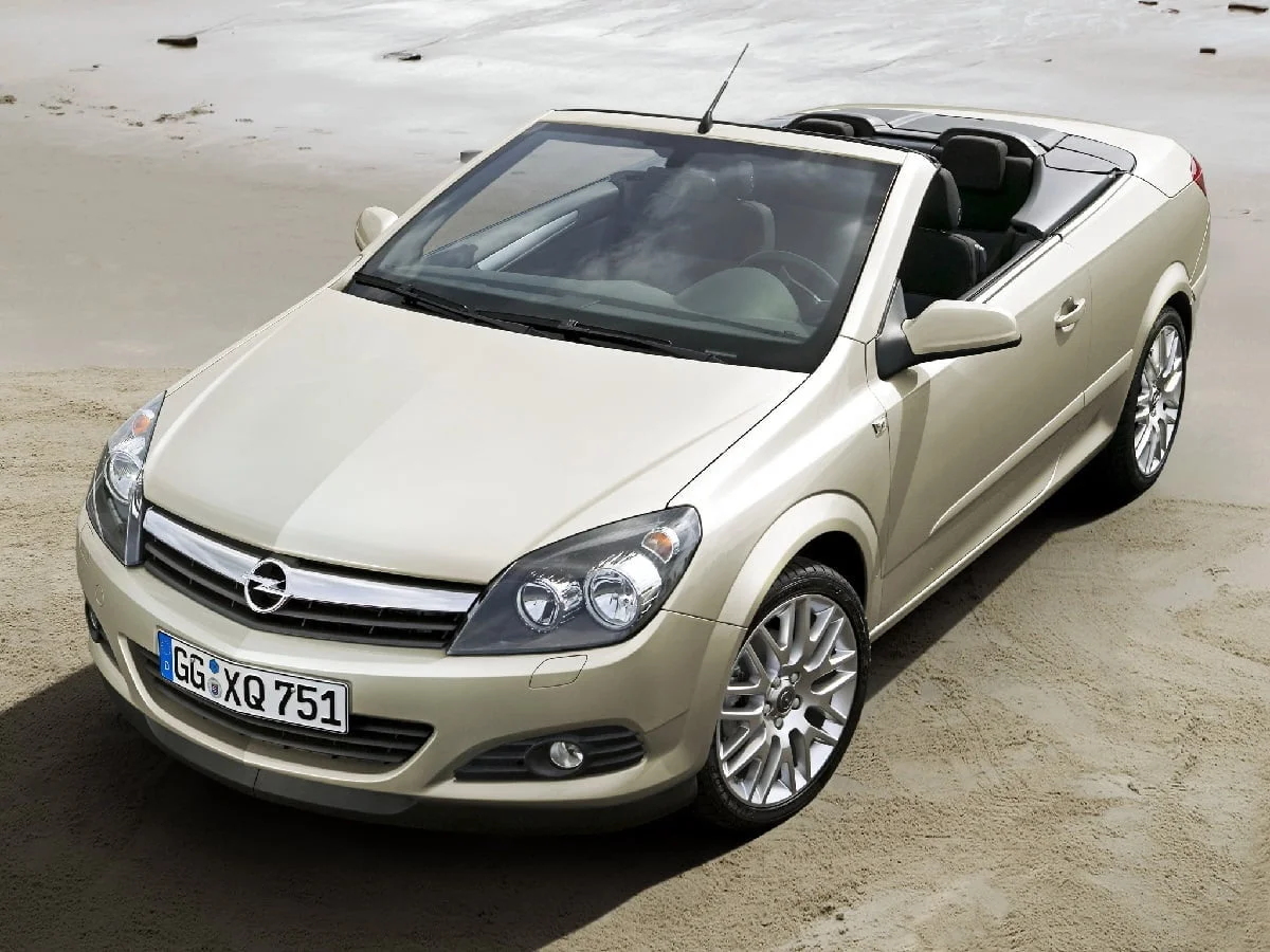 Descargar Manual OPEL ASTRA TWINTOP 2010 de Usuario PDF Gratis