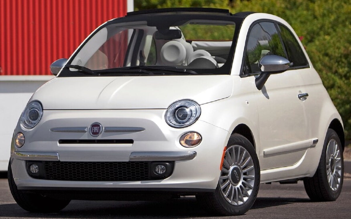 Descargar Manual FIAT 500C 2013 PDF GRATIS 🏅 de Usuario