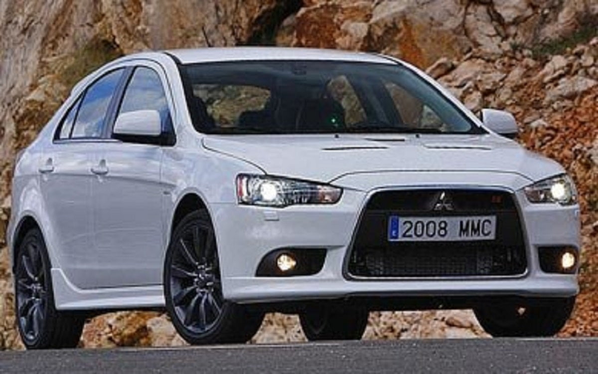 Descargar Manual MITSUBISHI LANCER SPORTBACK RALLIART 2012 de Usuario PDF Gratis