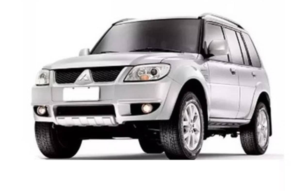 Descargar Manual MITSUBISHI PAJERO TR4 4x2 2012 de Usuario PDF Gratis