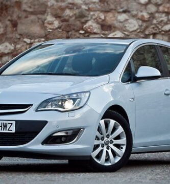 Descargar Manual OPEL ASTRA 2012 de Usuario PDF Gratis