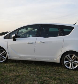 Descargar Manual OPEL MERIVA B 2012 de Usuario PDF Gratis