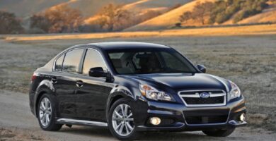 Descargar Manual SUBARU LEGACY 2012 de Usuario PDF Gratis