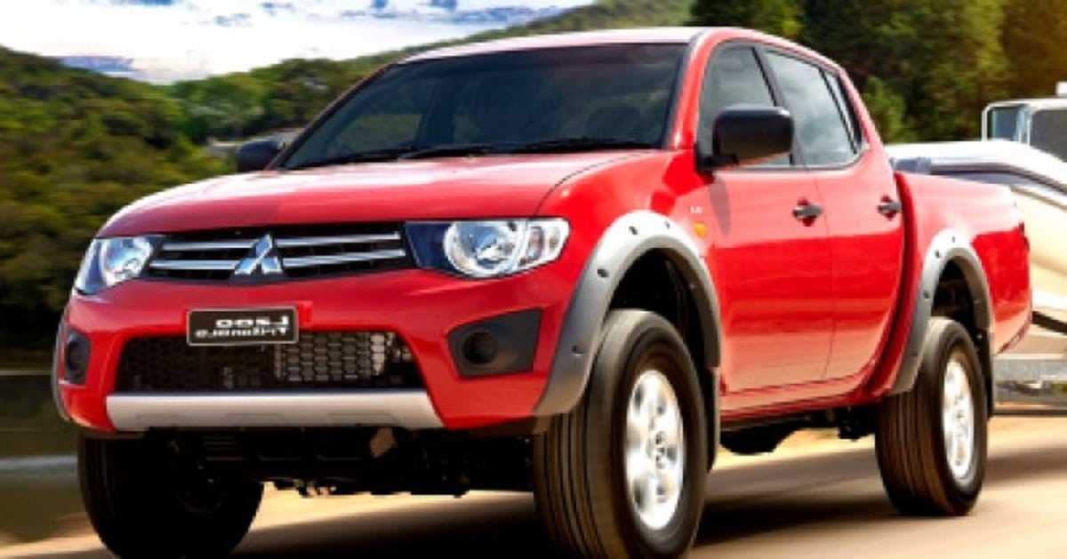 Descargar Manual MITSUBISHI L200 TRITON 2013 de Usuario PDF Gratis