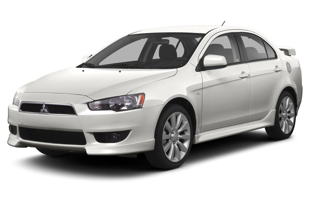 Descargar Manual MITSUBISHI LANCER RALLIART 2013 de Usuario PDF Gratis